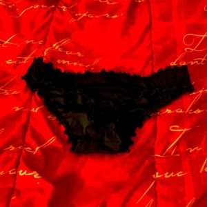 Women’s black cheeky ruffled size extra small, bathing suit bottoms